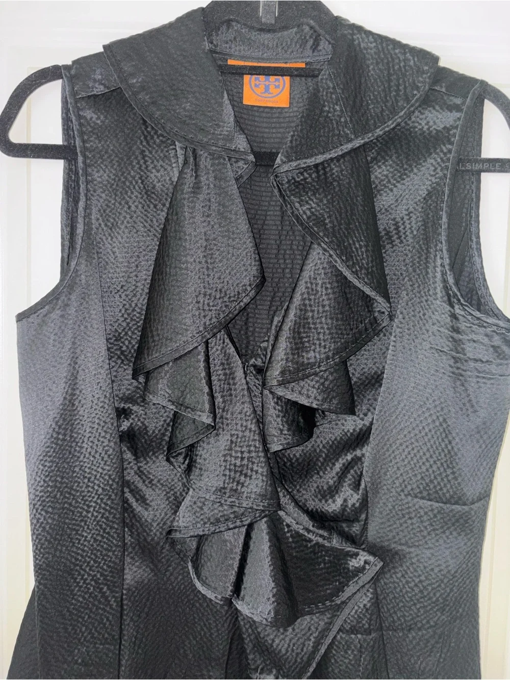 TORY BURCH Black  Kathleen Silk Ruffled V Neck Sleeveless Blouse Size 10